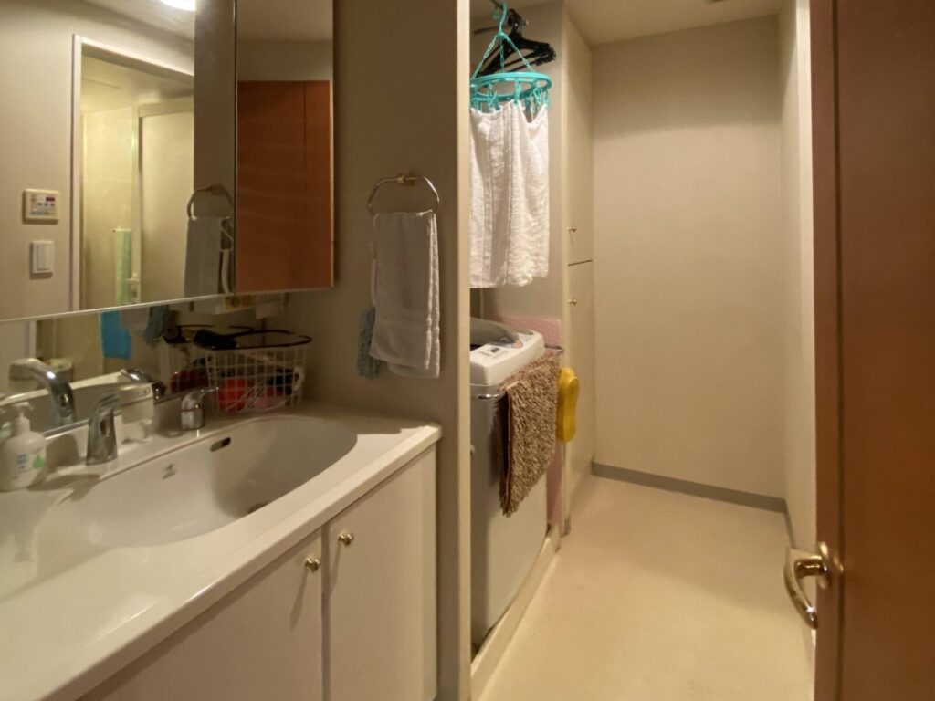 施工前の脱衣場
