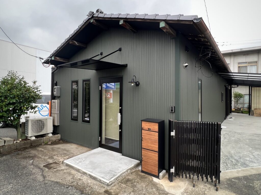 完成した美容室　外観